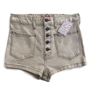 Free People We The Free Bridgette Denim Button Up Short Shorts Ecru 29 NWT